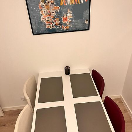 בילונד Shruti'S Home מראה חיצוני תמונה